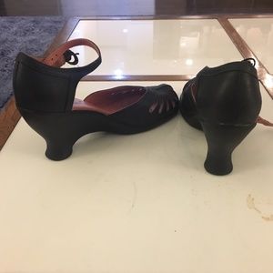 Vintage Fluevog pumps